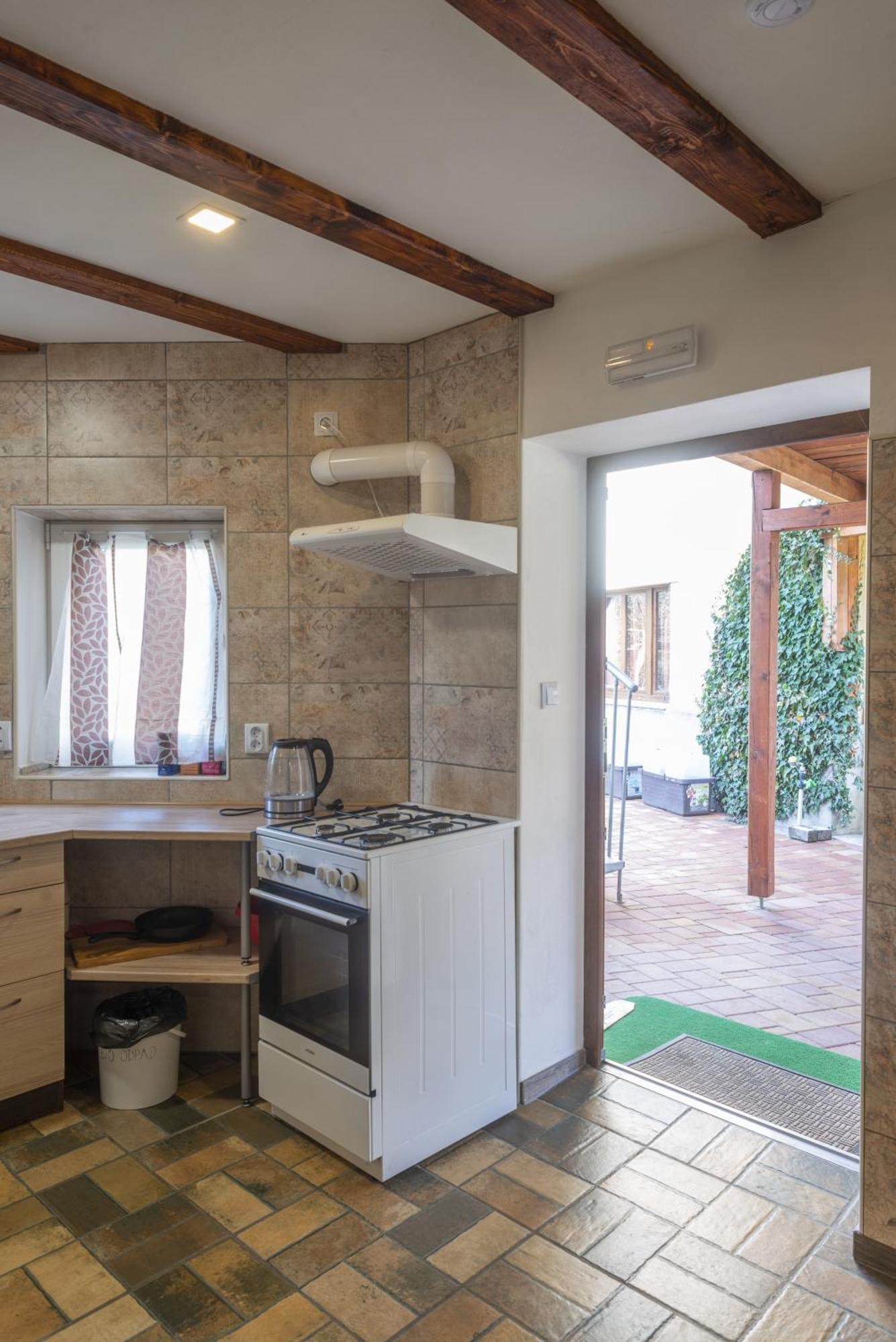 Mlyn-Osvracin Apartment Bagian luar foto